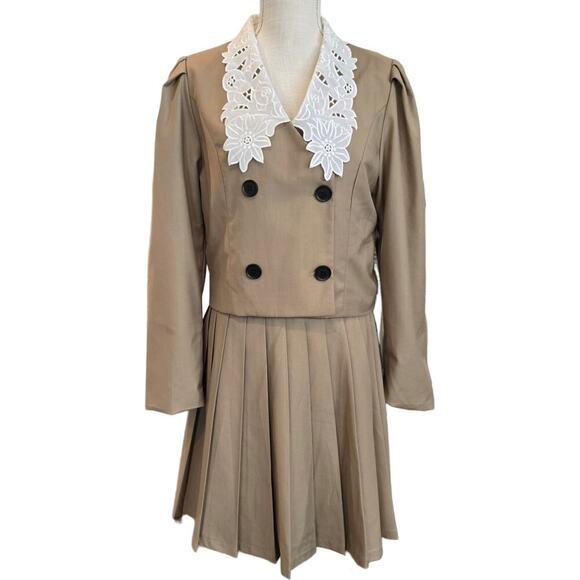 NWT Women's Classy Khaki Skirt Set Sz. US Medium/ China XL - Picture 1 of 10